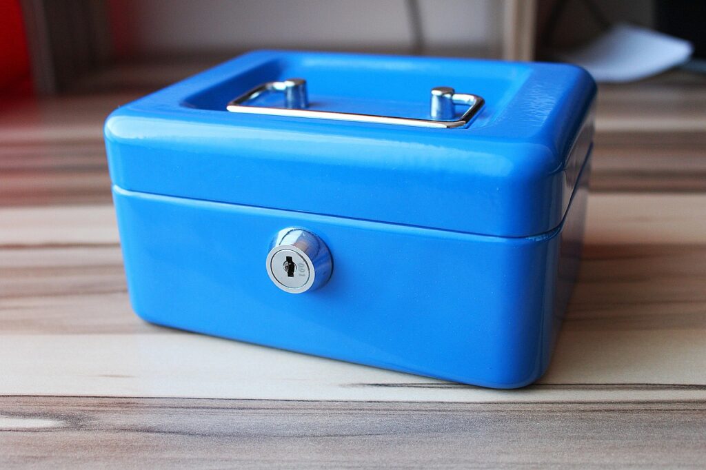 40代の接客業で手元を見られる際のハンドケア対策は？